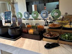 -西安大雁塔科技大学地铁站亚朵酒店