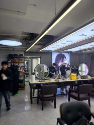 -藤野造型烫发染发