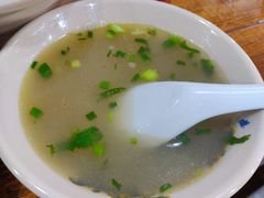 -杨三娘跷脚牛肉(羊子山西路店)