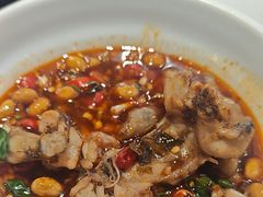 -蜀滋香鲜鱼美蛙火锅(339店)