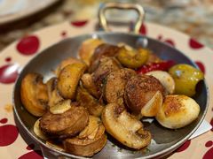 -BROWNSTONE布朗石西班牙餐厅(富城店)