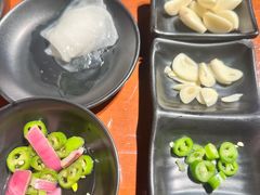 -肉甲韩国木炭烤肉(新壹街1店)