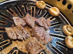-炼火烤肉店