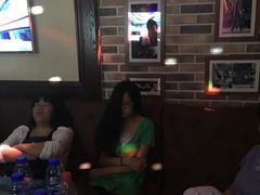 -芒果派对·量贩式KTV