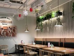 大堂-必胜客(百联又一城店)