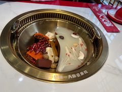 -欠火锅·水牛毛肚·团建聚餐·生日宴(何山路店)