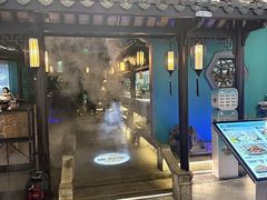 -佬麻雀·新湘菜(东方宝泰店)