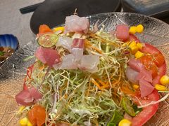 刺身沙拉-芯元·碳烤熟成牛肉(经开店)