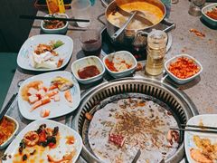 -金滏山烤肉·海鲜·火锅自助餐厅(襄阳万达店)