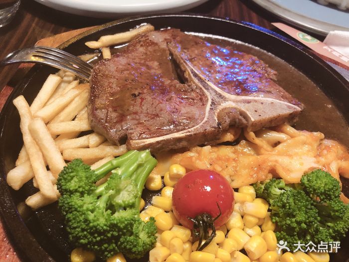 山姆大叔音乐餐厅(西城永捷店)山姆西冷牛排图片