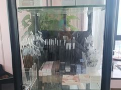 -ME觅妆·定制美妆·彩妆私教(菱角湖店)