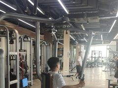 -威克健身游泳(万菱汇店)