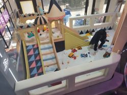 -动力星球家庭亲子游乐中心