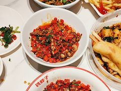 -铁胖子口碑长沙菜·龙虾烧烤(赤岗社区店)