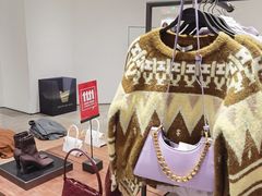 -URBAN REVIVO(西安Momopark店)