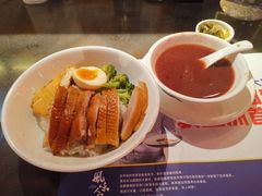 金奖卤鹅肉饭-陈鹏鹏潮汕菜(宝安机场T3航站楼店)