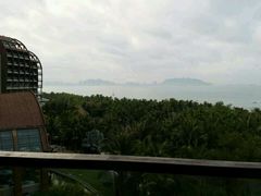 -三亚湾海居铂尔曼度假酒店