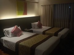 -曼谷湄南河畔华美达广场酒店
