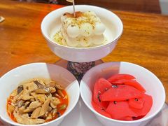 -李犟大爆鳝面·手工蟹黄包(湖滨西湖店)