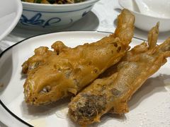 炸小黄鱼-香雪海饭店中餐厅(人民桥店)