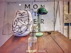 -怪兽咖啡 Monster Cafe