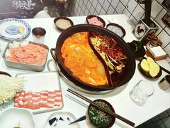 -卤校长老火锅(杨家坪直营店)