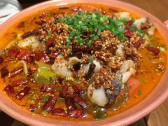 火瓢酸菜鱼-云海肴·汽锅鸡·云南菜(天山百盛优客店)