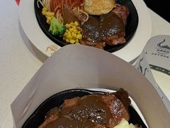 -汤姆家的牛排意面披萨(融创茂店)