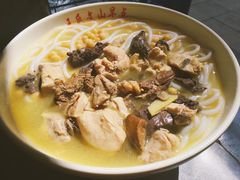 -文山荷鲜居(翠湖店)