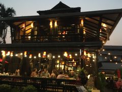 -Dash Teak House