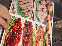 -胡须佬鸡煲四季火锅店(石厦西村直营店)