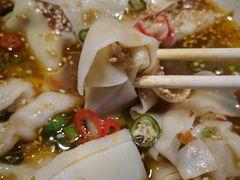 -八二小区抄手(龙湖上城天街店)