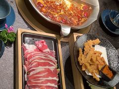 -湊湊火锅·茶憩(打浦桥日月光店)