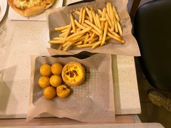 -尊宝比萨(华景新城店)