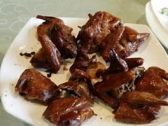 脆皮乳鸽-渔堂公园餐厅·本帮菜(乐园路店)