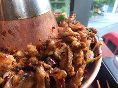 -炉小二铜锅牛蛙•川湘菜(三里屯店)