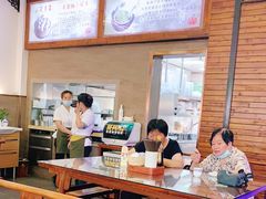 -笑来喜馄饨小笼工坊店(湖滨街店)