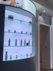 -LESSMORE科技头皮理容中心