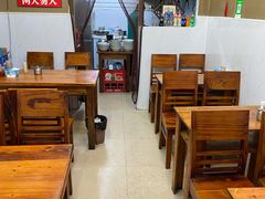 -上海特色小笼店(铁岭路90弄小区店)