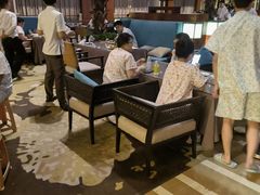 -浅深休闲酒店-停车场
