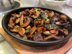 炉火烤香菇-船梆煮•蒸汽海鲜·炉火烤肉(五四广场店)