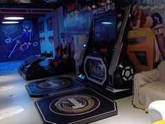 -VR+乐园·VR电竞·家庭亲子·密室逃脱·轰趴团建