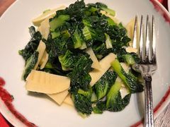 冬笋炒塔菜-杭州西子湖四季酒店·金沙厅