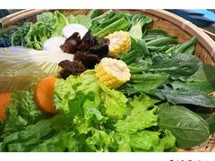 蔬菜拼盘-尚尚仙·酸汤猪手·猪肚鸡火锅(华联万柳购物中心店)