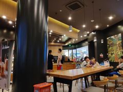大堂-星巴克(南京鼓楼吾悦广场店)