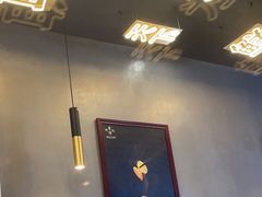 -何记花甲(卓悦汇旗舰店)