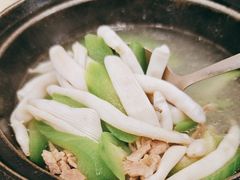 沙虫丝瓜汤-巫记鸡饭店