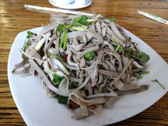 -溢心园香河肉饼总店