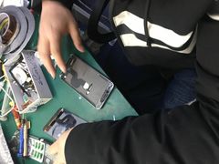 -Apple Store苹果手机电脑售后维修中心(浦东店)
