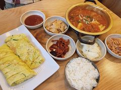 猪颈肉泡菜汤-金北顺大锅家(신사본점)